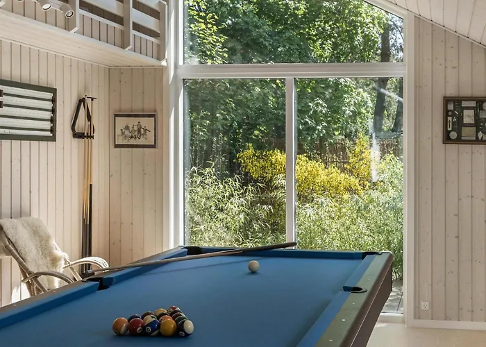 Vakantiehuis Gorgeous In With Sauna *